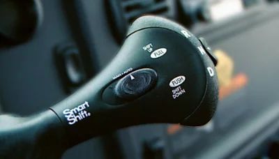 114sd Natural Gas truck SmartShift gear lever close-up view